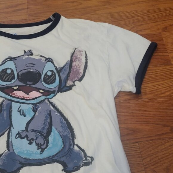 DISNEY LILO & STITCH Youth XL Size 14/16 White Shirt Spray Paint Graphic - Picture 3 of 9